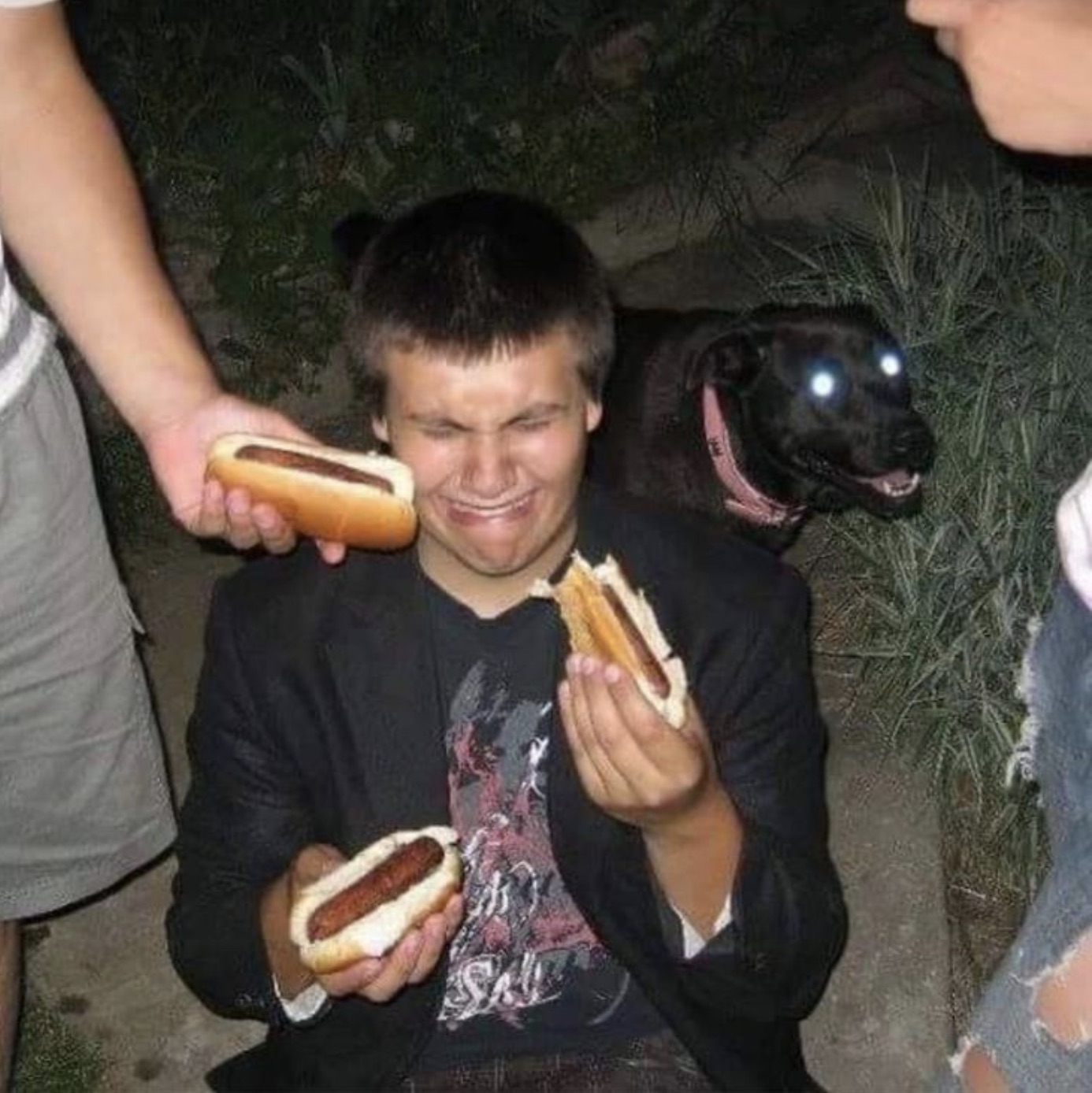 cursed hot dog - Sal